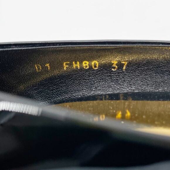 Valentino Garavani Black Patent Leather One Stud Pointed Toe Pump Heel EU 37 - Picture 14 of 14